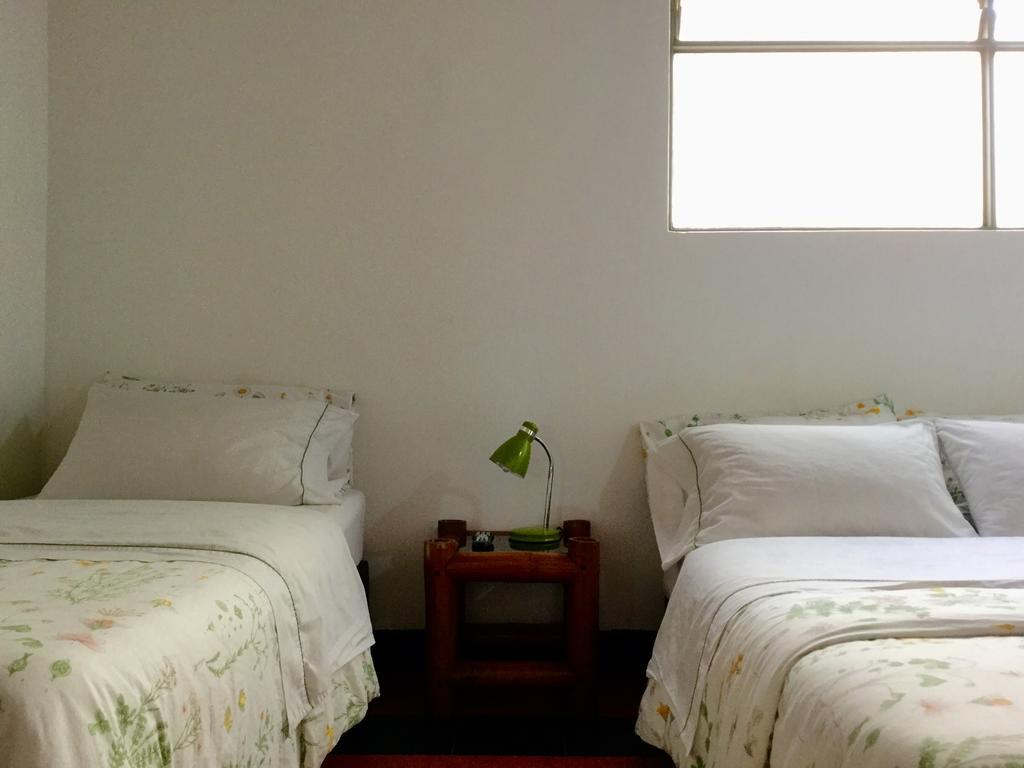 Saman Hostel Медельин Экстерьер фото