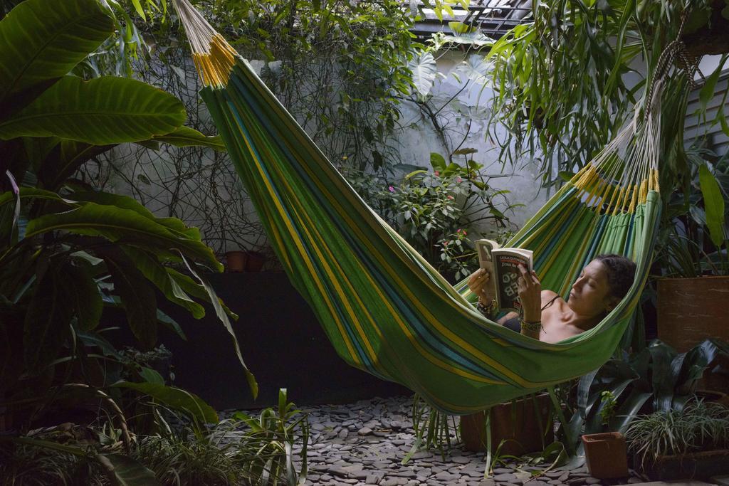 Saman Hostel Медельин Экстерьер фото