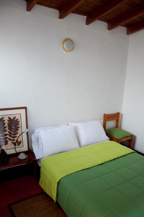 Saman Hostel Медельин Номер фото